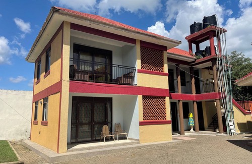 Mvara House | MISSIONS GUEST HOUSE ARUA