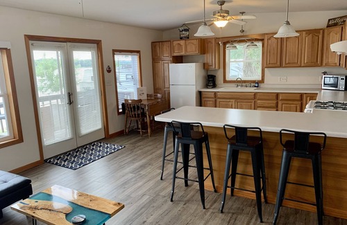Bellevue Cabin | Mississippi River Cabin
