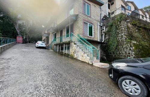 Murree Apartment | Misty Mountain