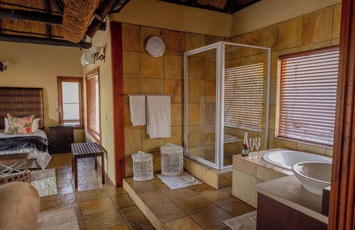 Mookgopong House | Mmakuba Private Game Lodge, Deluxe Chalet 9A