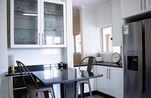 Gaborone Bed & Breakfast | Mmaset Houses 3-bedrooms