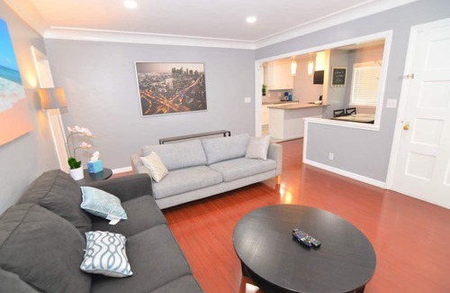 Rosemead House | MnC’s Modern n Centrally Located San Gabriel Home