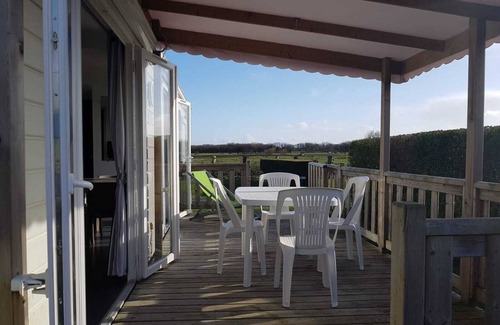 Sainte-Marie-du-Mont House | Mobile-home à 150m de la Plage D'utah Beach Dans un Camping Paradis