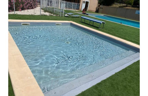Rocbaron House | Mobile home with pool 40 minutes from the beach