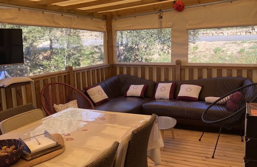 Rocbaron House | Mobile home with pool 40 minutes from the beach