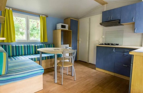 Saint-Pompont House | Mobilheim 2 Schlafzimmer CONFORT - halb überdachte Terrasse 4 Personen
