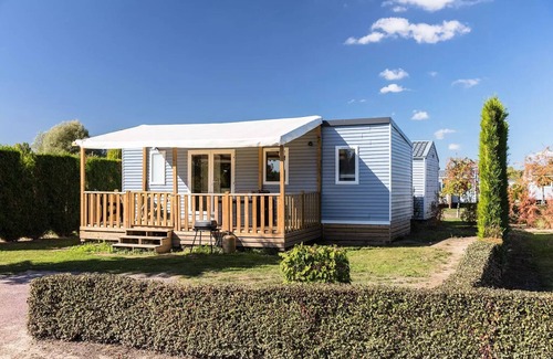 Berny Riviere House | Mobilheim A/C