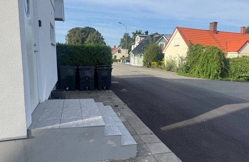Fjalkinge Apartment | Modern 1-bed Apartment - Sleeps 6 & Ideal Location
