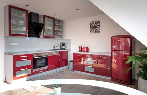 Troisdorf Apartment | "Modern 2-room apartment in Troisdorf, centrally located - perfect retreat!"