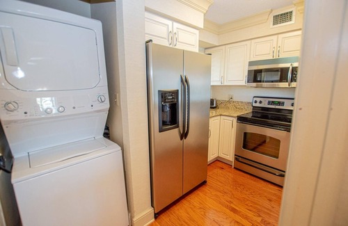 Wesley Chapel Condo | Modern 2bd-2ba with Lake & Golf Views in Saddlebrook Resort