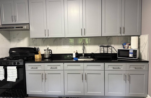Forest Grove Apartment | Modern 2BR, A min walk to Indian Lake, 2nd Floor