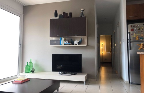 Lakatamia Apartment | Modern 2BR Apt near Nicosia Mall