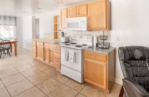 Milford Apartment | Modern 2BR home; 5 min walk to downtown Milford!