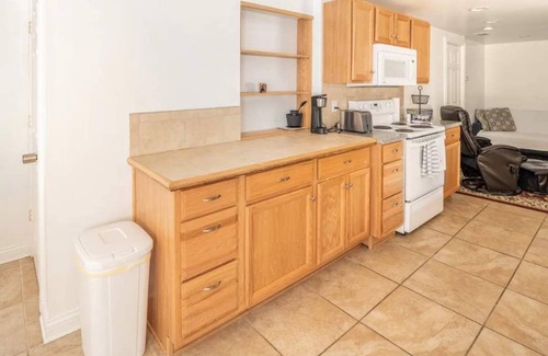 Milford Apartment | Modern 2BR home; 5 min walk to downtown Milford!