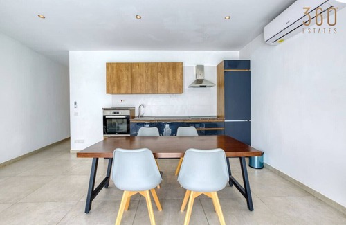 Swieqi Apartment | Modern 2BR home with pool access & Wifi in Swieqi