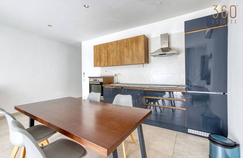 Swieqi Apartment | Modern 2BR home with pool access & Wifi in Swieqi