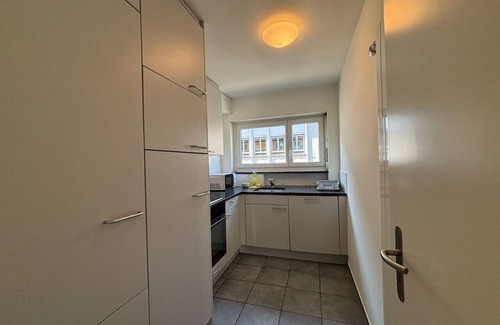 Seefeld Apartment | Modern 2BR in the city center - Hösch 12