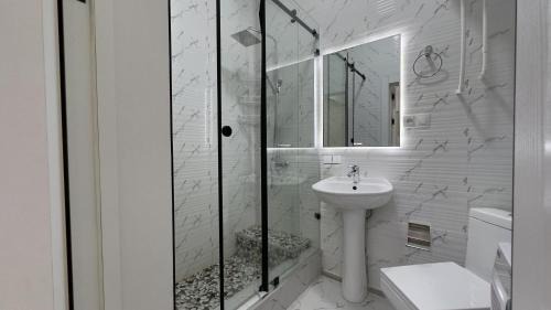 Bukhara Apartment | Modern 2BR Luxury -10 Min Walk to Old Town