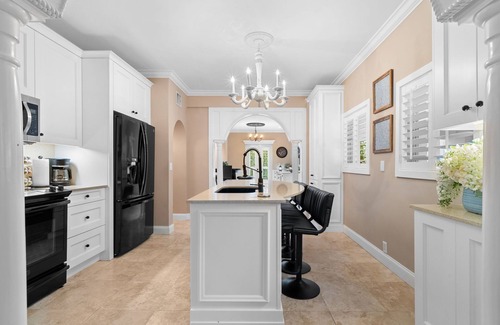 Hollywood House | MODERN 3 BEDROOM CASTLE IN HOLLYWOOD BEACH