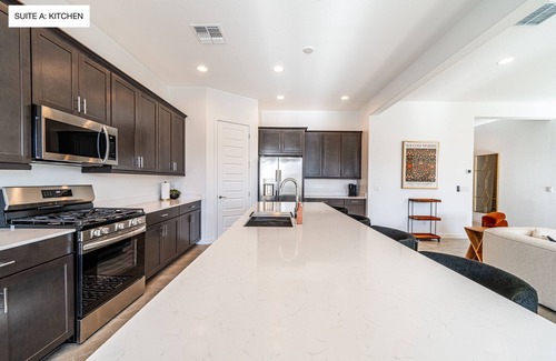 Goodyear House | Modern 3BR/2BA w/Private Yard, Garage & Fast WiFi – 15 Min to Luke AFB