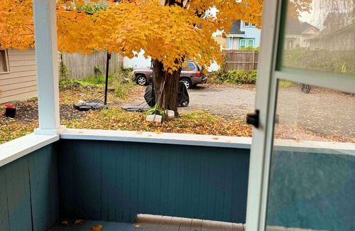 Syracuse Apartment | Modern 3BR Retreat Spacious Stay Near Destiny USA