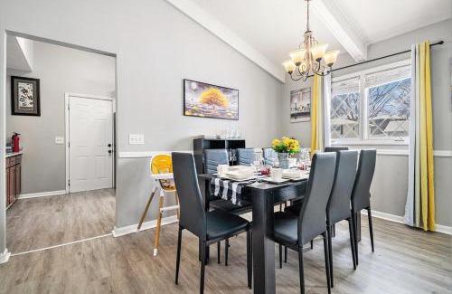West Omaha House | Modern 4-Bedroom Retreat