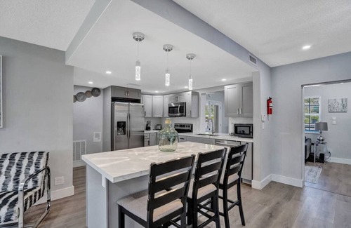 South Lake House | Modern 4BR Home, Heated Pool/Jacuzzi/Game Room
