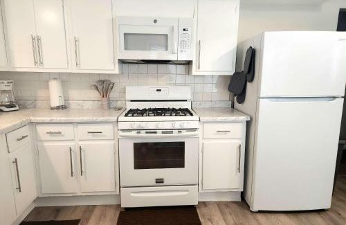 Columbus House | Modern and Cozy Space Near Columbus Attractions