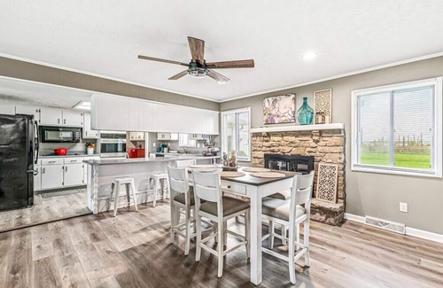 Indianapolis House | Modern and Private Home in Indy!