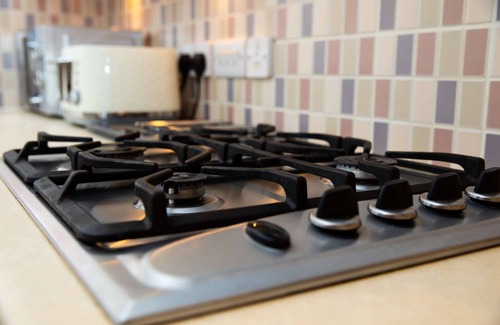 Newport Pagnell Apartment | Modern and spacious home from home with 9 beds