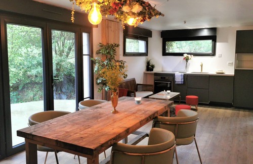 La Bloutiere House | Modern annex - Jacuzzi - estate with woods & river