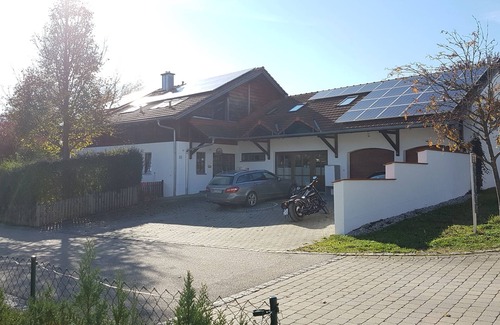 Niedertaufkirchen Apartment | Modern apartment in the countryside