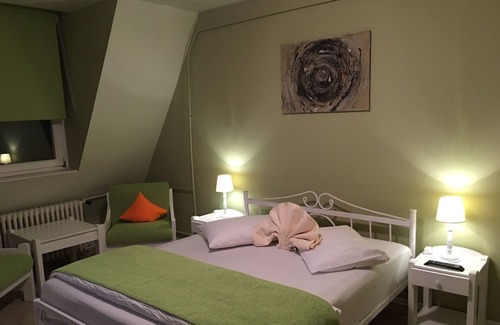 Sfantu Gheorghe Apartment | Modern apartment located in downtown