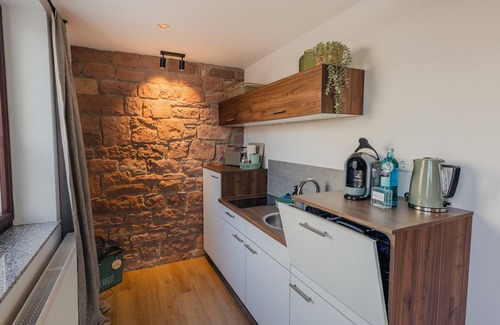 Miltenberg Apartment | Modern apartment (40sqm) with rain shower