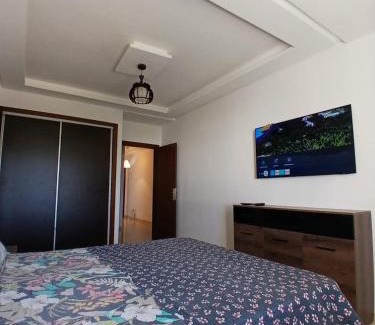 Ahriq Apartment | Modern Apartment 5 Min the Beach