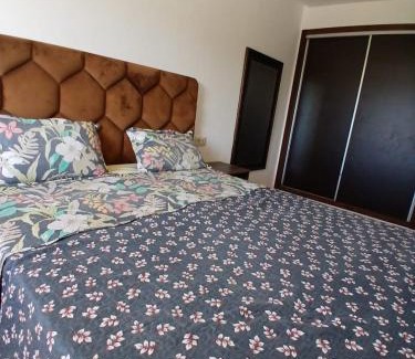 Ahriq Apartment | Modern Apartment 5 Min the Beach
