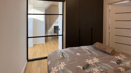Chisinau Apartment | Modern Apartment with 2 balcons at Nr.1 Supermarket