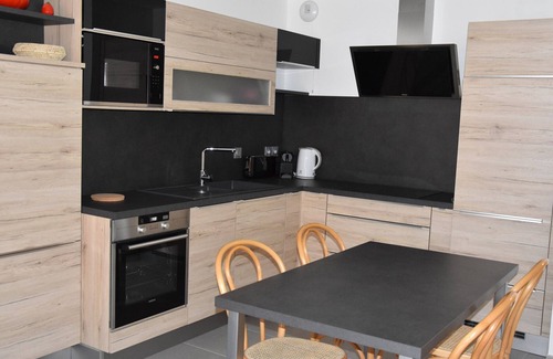 Bozel Apartment | Modern Apartment with Large Terrace Near Ski Resorts