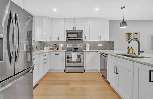 Scenic Heights House | Modern Arvada Duplex | Close to Denver & Old Town
