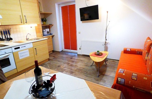 Morbisch am See Apartment | modern balcony holiday apartment
