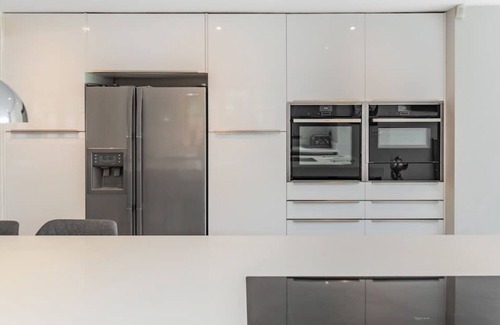 Bray on Thames House | Modern Barn Conversion in Dorney