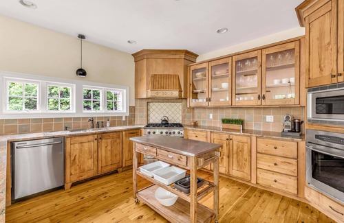 Marble Dale House | Modern Barn, NEW Luxurious Home