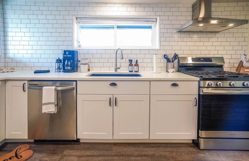 Dairy House | Modern Barndominuim on Peaceful 100 Acre Ranch