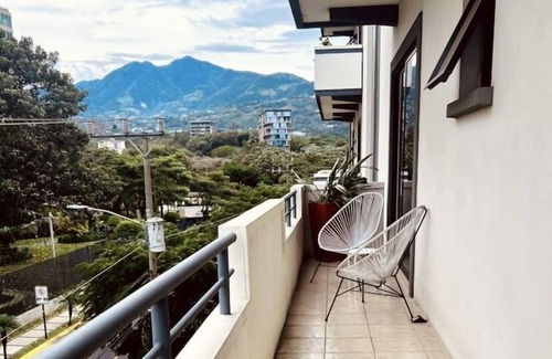 Escazu Apartment | Modern & beautiful-(Avenida Escazu/CIMA)