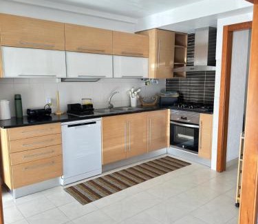 Pedrogao Apartment | Modern Beach House - BBQ - 4 Beds