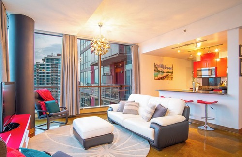 Beltline Apartment | Modern Beltline Escape Sky-High Views DT Views