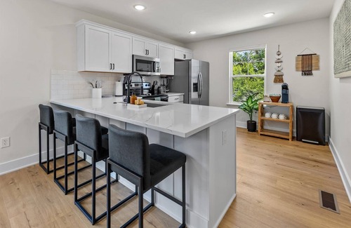 Holy Cross House | Modern Carriage House Indy