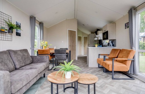 Municipality of Epe House | Modern chalet at the forest