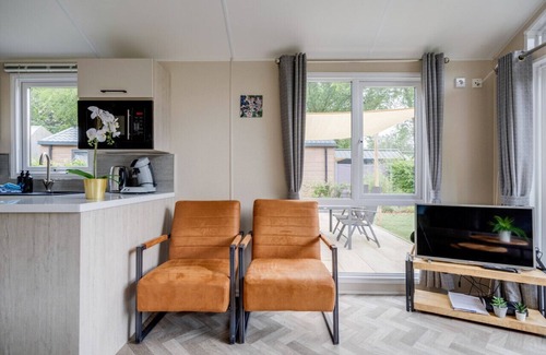 Municipality of Epe House | Modern chalet at the forest