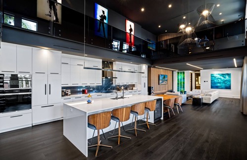 Fort Myers River District House | Modern City Loft in Downtown River District